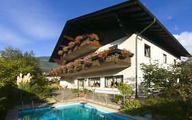 Bed&Breakfast Pension Hilpold